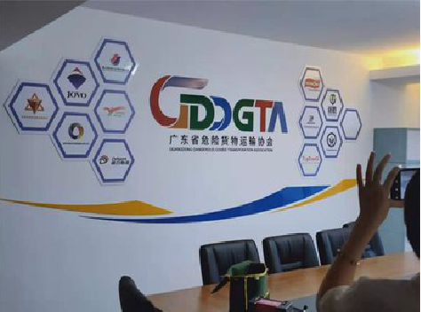 新平公司走廊文化墙如何设计布置？